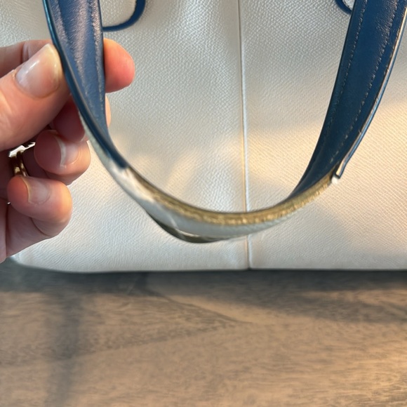 Designer Coach Cream Perforated Crossgrain Leather Prince Street Satchel Bag - Picture 6 of 10